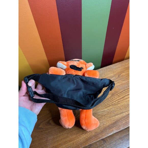 Vintage Winnie the Pooh tigger purse bag Fanny pack parks Walt Disney small size - Picture 5 of 6